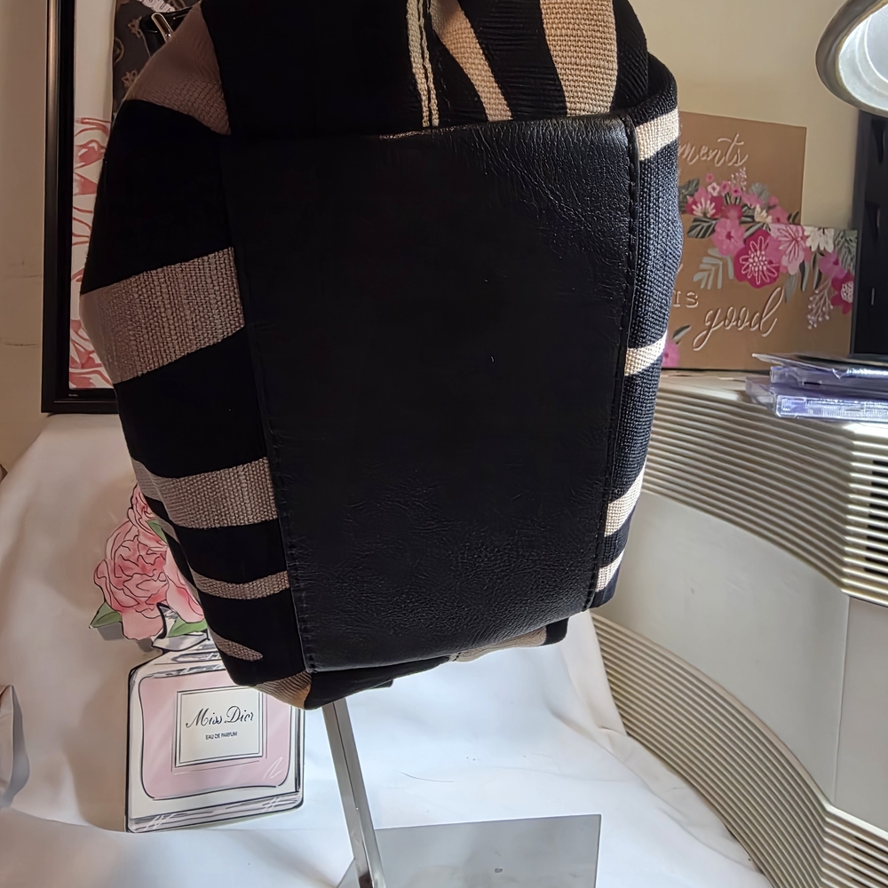 ✨️LOW START✨️Kate Spade NewYork Zebra Printed Canvas Bag - Picture 8 of 13